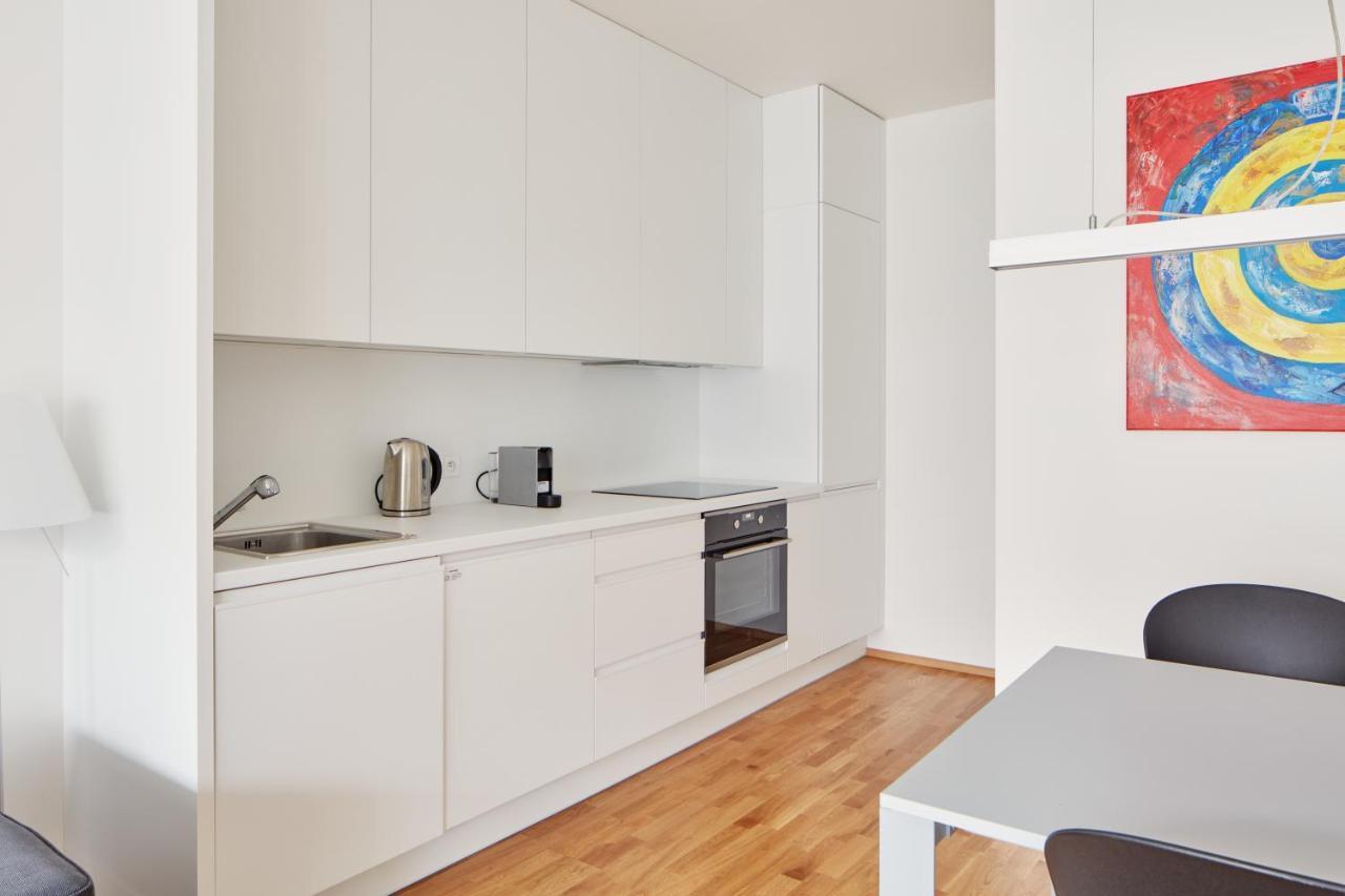 Prague Days - Designer Condo - Trendy Neighborhood מראה חיצוני תמונה