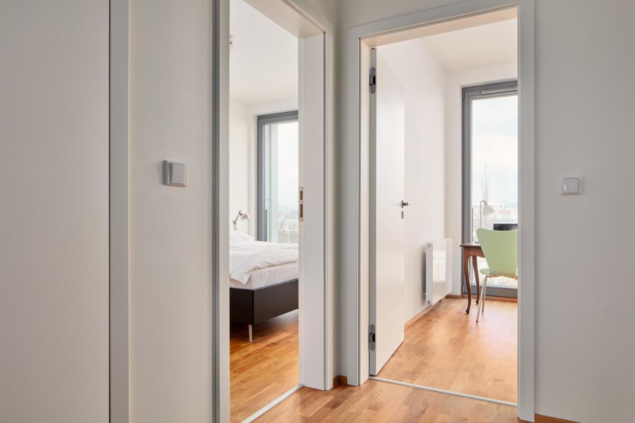 Prague Days - Designer Condo - Trendy Neighborhood מראה חיצוני תמונה