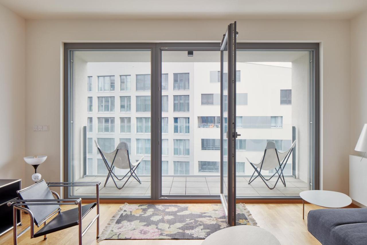 Prague Days - Designer Condo - Trendy Neighborhood מראה חיצוני תמונה