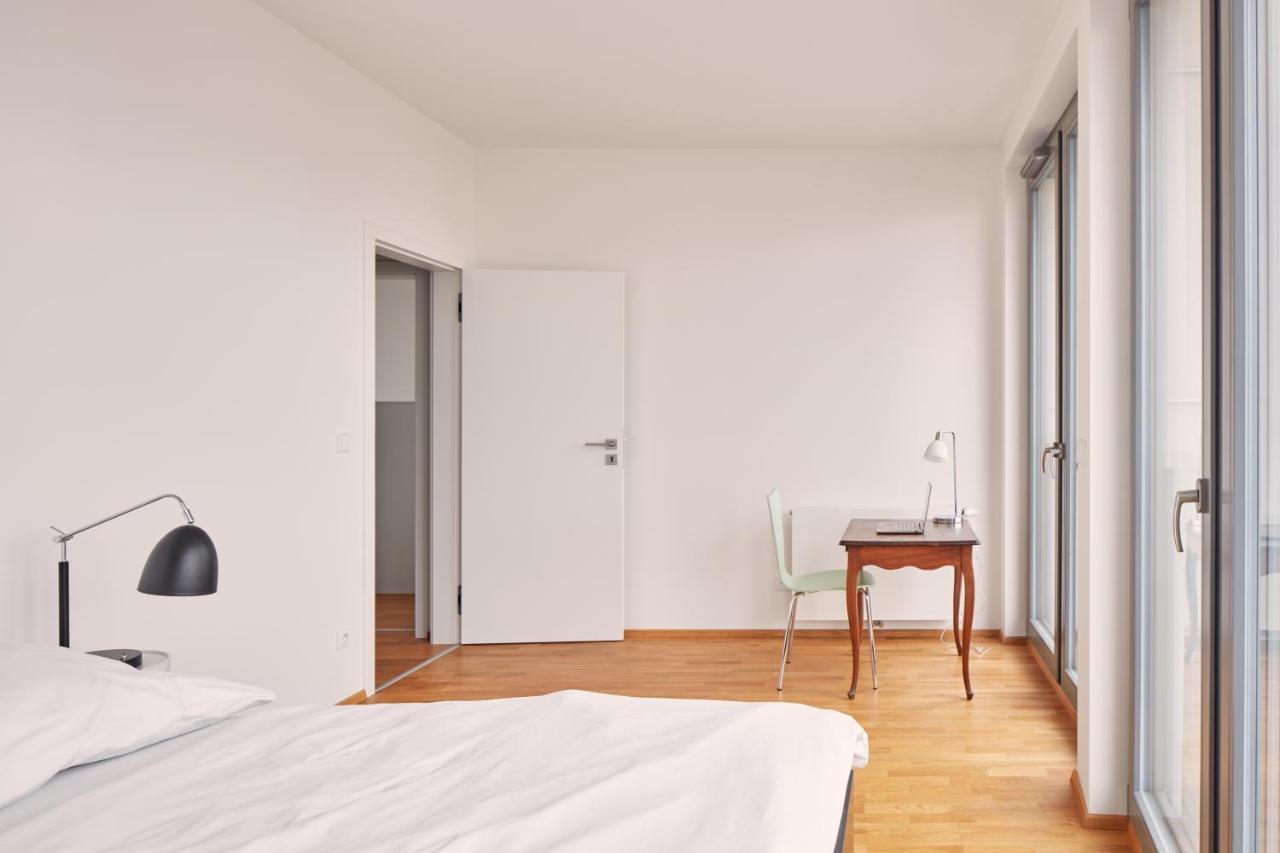 Prague Days - Designer Condo - Trendy Neighborhood מראה חיצוני תמונה