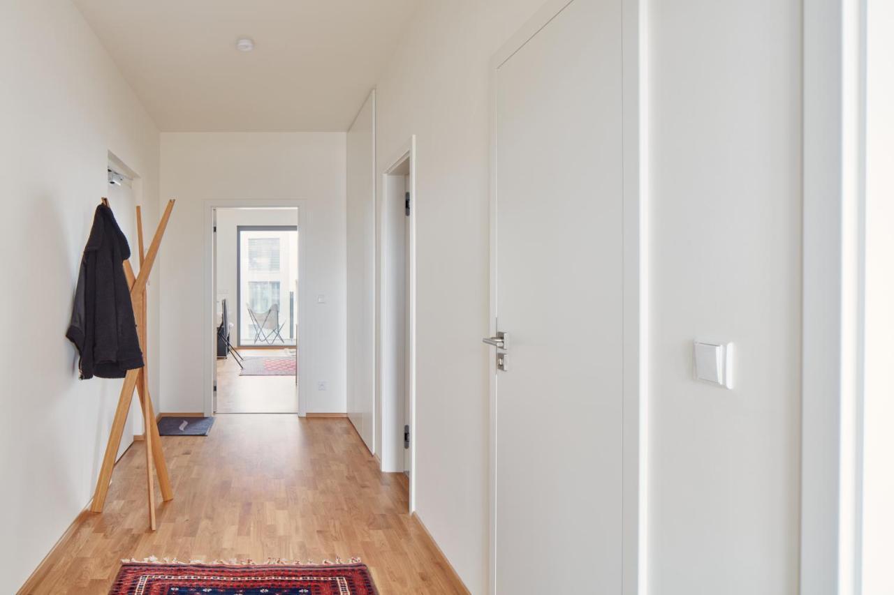 Prague Days - Designer Condo - Trendy Neighborhood מראה חיצוני תמונה
